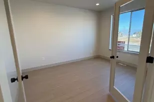 533 W S Temple St, Tooele, UT 84074 - Photo 16