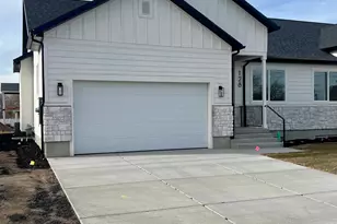 128 S 300 W, Payson, UT 84651 - Photo 2