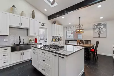 380 E 1500 S, Bountiful, UT 84010 - Photo 12