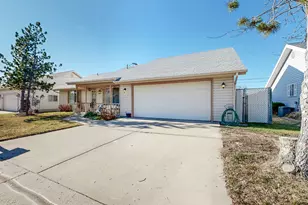 5547 S 2150 W, Roy, UT 84067 - Photo 32