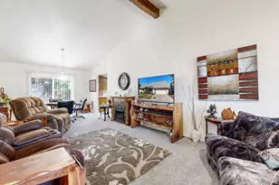 5547 S 2150 W, Roy, UT 84067 - Photo 4