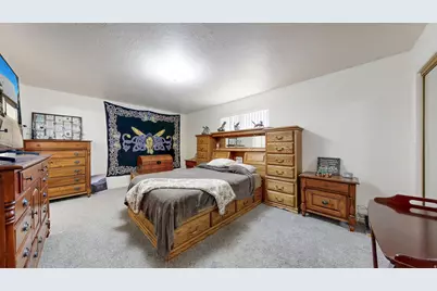 5547 S 2150 W, Roy, UT 84067 - Photo 18