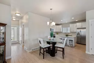 7697 W King Top Rd, Magna, UT 84044 - Photo 10