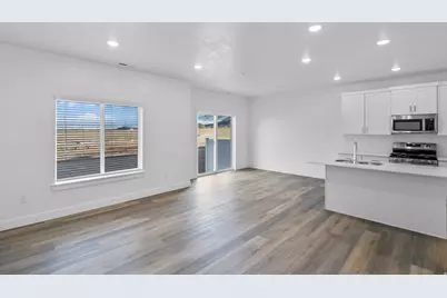 734 W 650 N, Smithfield, UT 84335 - Photo 4