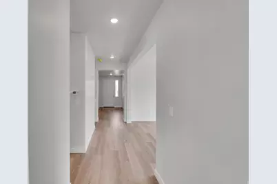 403 W 1225 N #7, Harrisville, UT 84404 - Photo 10