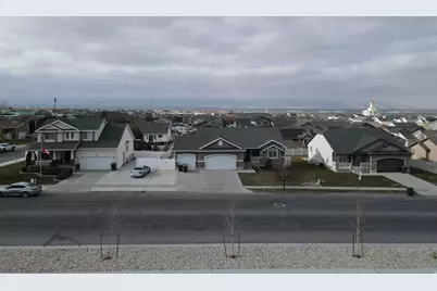2129 N Berra Blvd W, Tooele, UT 84074 - Photo 42