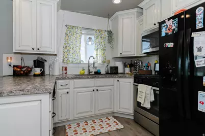 1086 S 150 W, Tremonton, UT 84337 - Photo 6