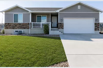 1086 S 150 W, Tremonton, UT 84337 - Photo 2