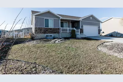 1086 S 150 W, Tremonton, UT 84337 - Photo 2