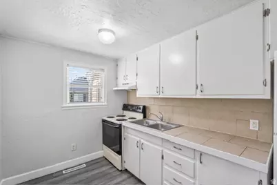 51 S 400 E, Clearfield, UT 84015 - Photo 16