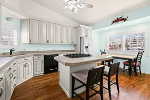 614 S Oak Ct E, Tooele, UT 84074 - Photo 6