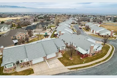 614 S Oak Ct E #13, Tooele, UT 84074 - Photo 2