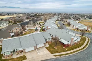 614 S Oak Ct E, Tooele, UT 84074 - Photo 2