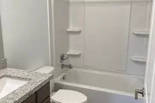 28 S Rio Grand Ave W, Farmington, UT 84025 - Photo 10