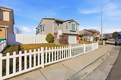 1222 W Brandonwood Dr S, Murray, UT 84123 - Photo 2