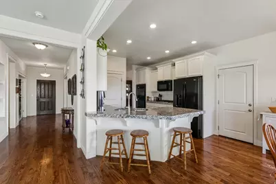 1379 W 3125 N, Pleasant View, UT 84414 - Photo 12