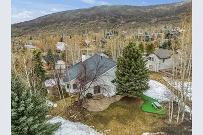 9049 Cheyenne Way, Snyderville, UT 84098 - Photo 40