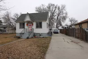 588 W Utah Ave, Payson, UT 84651 - Photo 2