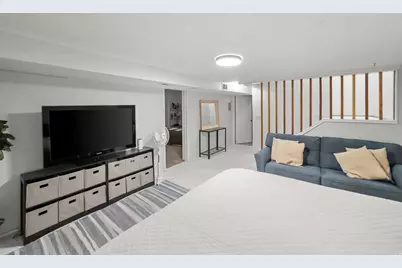 8732 S Oakwood Cir, Sandy, UT 84094 - Photo 22