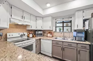 8732 S Oakwood Park Creek, Sandy, UT 84094 - Photo 6