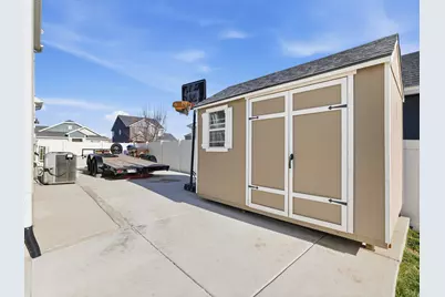 4062 E Hudson Way, Eagle Mountain, UT 84005 - Photo 30