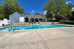 271 Brookfield Ln, Centerville, UT 84014 - Photo 20