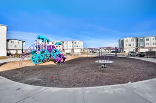 5245 N Evergreen Wy, Eagle Mountain, UT 84005 - Photo 32