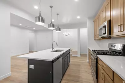 11371 S Offshore Way W #376, South Jordan, UT 84009 - Photo 12