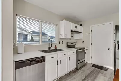 9075 W Galbreath Way S, Magna, UT 84044 - Photo 10