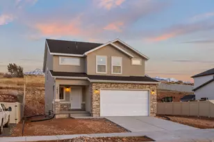 1641 S Windsong Dr, Santaquin, UT 84655 - Photo 2