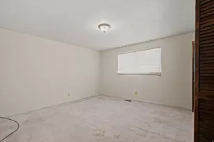 1114 W 4650 S, Riverdale, UT 84405 - Photo 10
