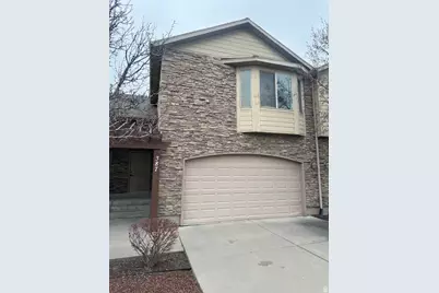 387 E Villa Ct, Midvale, UT 84047 - Photo 2