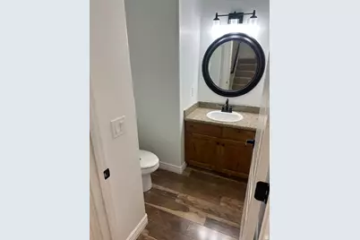 387 E Villa Ct, Midvale, UT 84047 - Photo 12