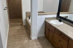 387 E Villa Ct, Midvale, UT 84047 - Photo 16