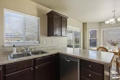 2057 S James Cir, Clearfield, UT 84015 - Photo 6