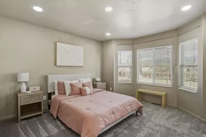 2057 S James Cir, Clearfield, UT 84015 - Photo 10