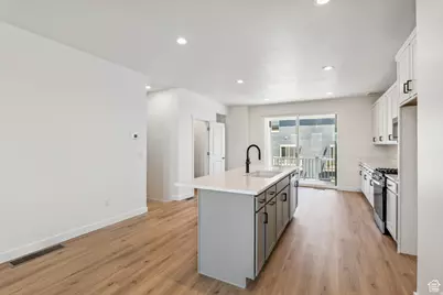 6656 W 11800 S #619, South Jordan, UT 84009 - Photo 8