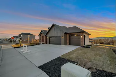 176 S 1150 E, Pleasant Grove, UT 84062 - Photo 2