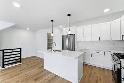 132 Chambord Ct E, Sandy, UT 84070 - Photo 4