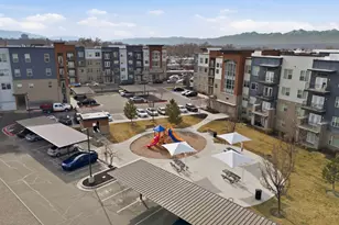 132 Chambord Ct E, Sandy, UT 84070 - Photo 36