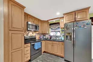 610 N 100 W, Tooele, UT 84074 - Photo 8