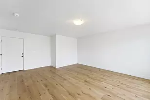 136 Chambord Ct E, Sandy, UT 84070 - Photo 6