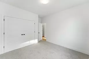 136 Chambord Ct E, Sandy, UT 84070 - Photo 20