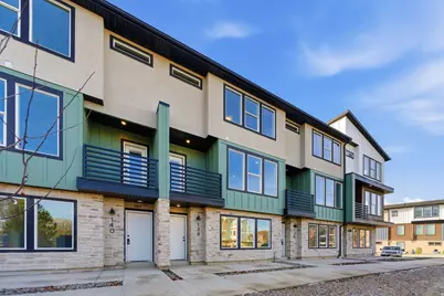 138 Chambord Ct E, Sandy, UT 84070 - Photo 44