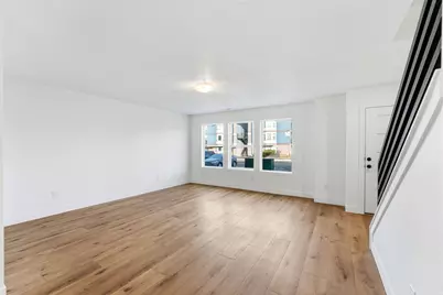 138 Chambord Ct E, Sandy, UT 84070 - Photo 6