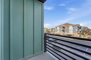 138 Chambord Ct E, Sandy, UT 84070 - Photo 42