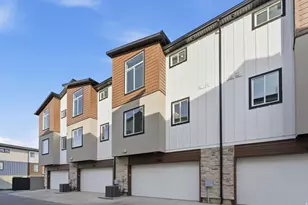 138 Chambord Ct E, Sandy, UT 84070 - Photo 48