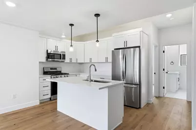 140 Chambord Ct E, Sandy, UT 84070 - Photo 2