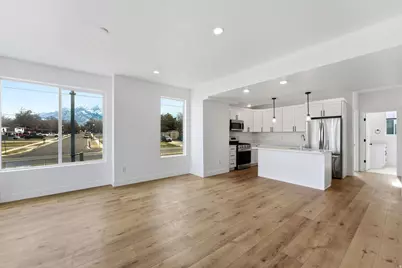 144 Chambord Ct E, Sandy, UT 84070 - Photo 20