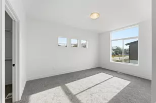 144 Chambord Ct E, Sandy, UT 84070 - Photo 32